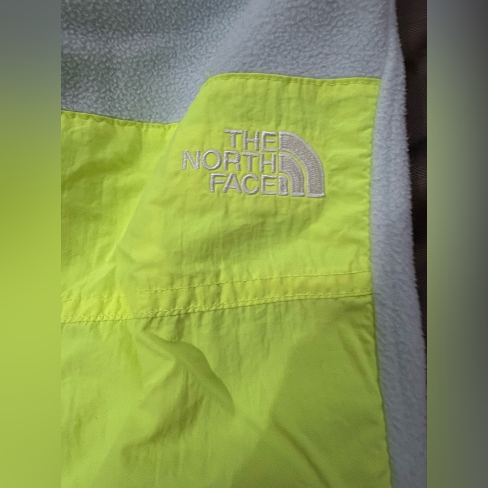 The North Face Neon Green and Light Gray Jacket & Pants Set. - Picture 6 of 16